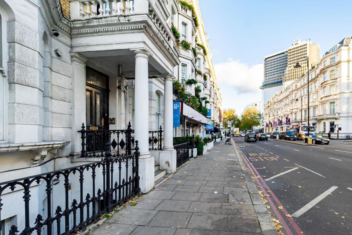 Stylish 2br Near Hyde Park & Museums, Kensington Appartamento Londra